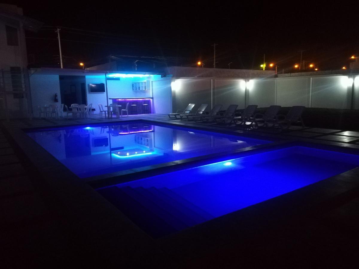 Manta Airport Hotel Exterior foto