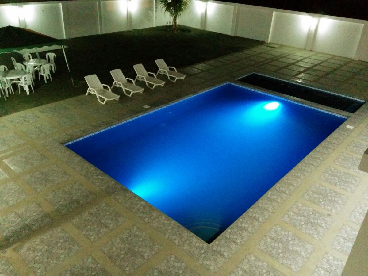 Manta Airport Hotel Exterior foto